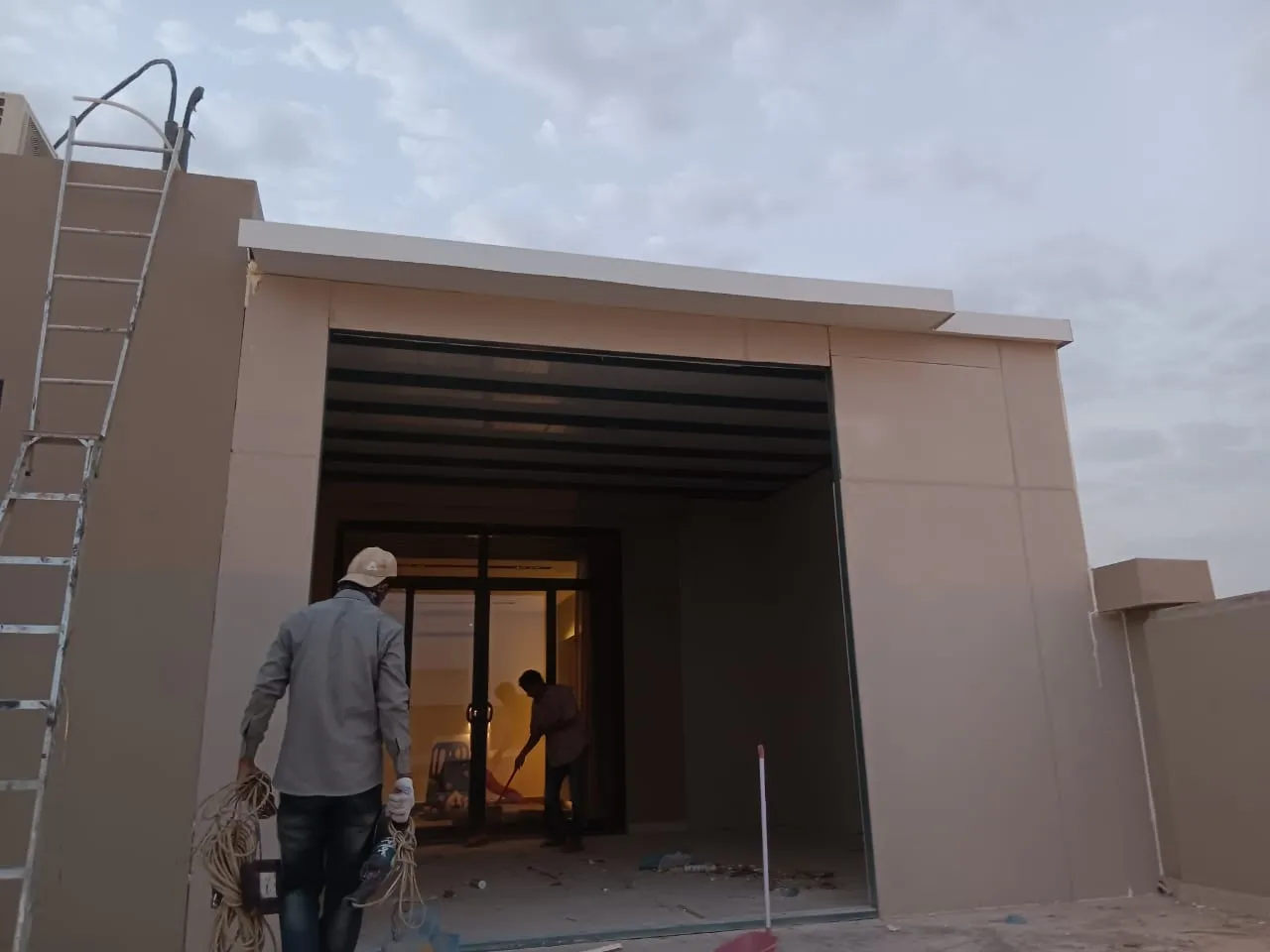 تشطيبات ملحقات متعددة الاستخدامات في جده