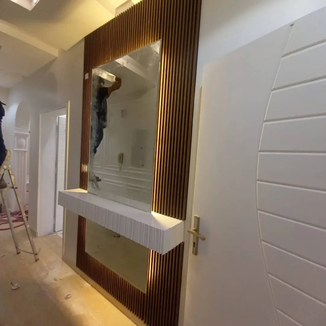 معلم تركيب ديكورات مرايا في جدة