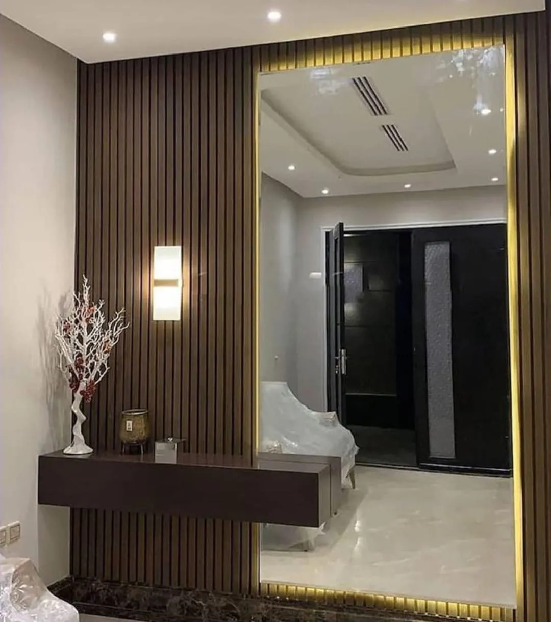 معلم تركيب ديكورات مرايا في جدة