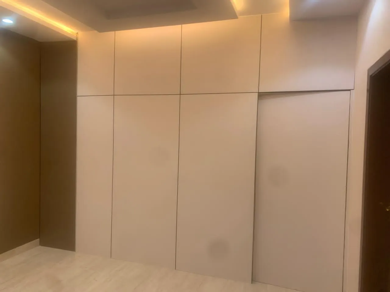 افضل معلم ماهر لتركيب خشب شيبور في جدة