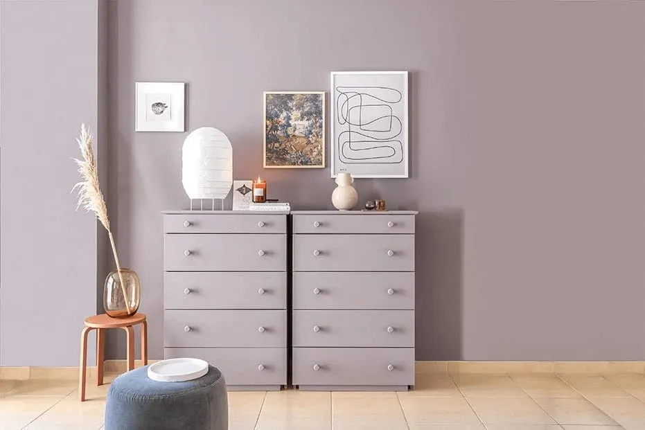 معلم دهانات داخلية في حي الواحه حي التيسير