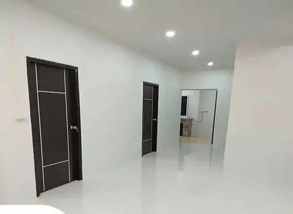 معلم دهانات في جدة: خبراء لتجديد منزلك 