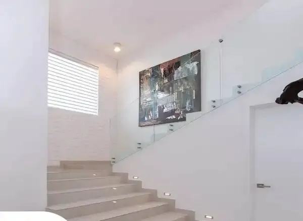 معلم دهانات في جدة: خبراء لتجديد منزلك 