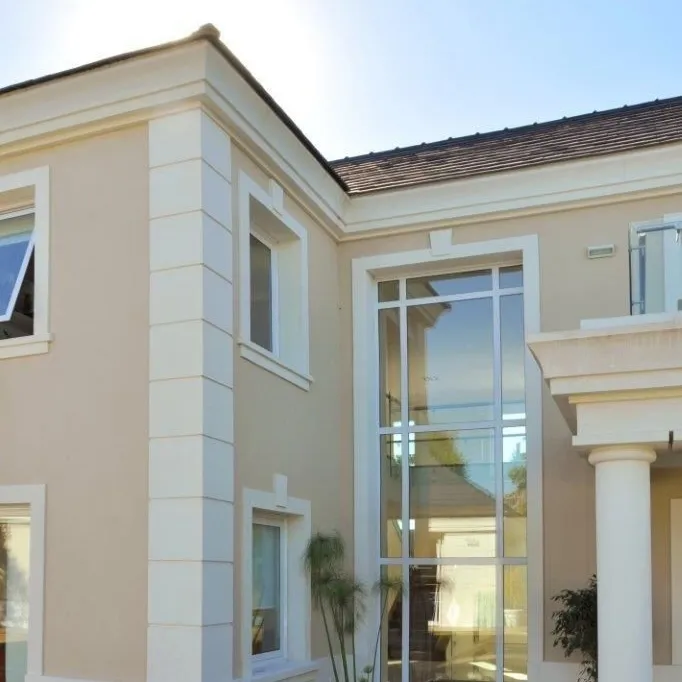 تحويل واجهة منزلك إلى تحفة فنية مع الدهانات الخارجية الفاخرة