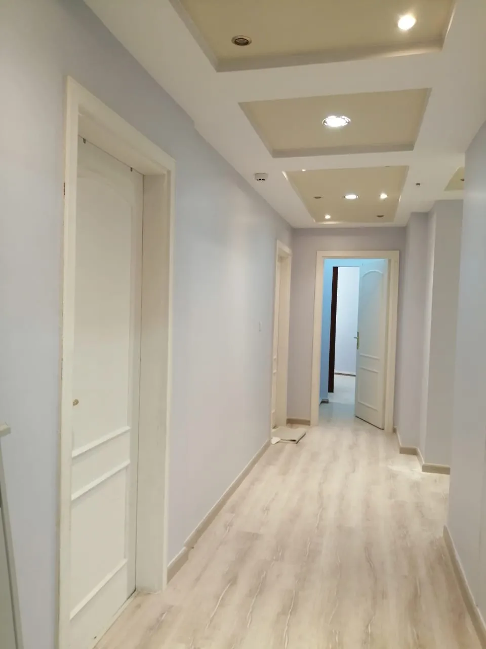 أحدث صيحات دهانات الجدران: أضف لمسة عصرية لمنزلك بجدة