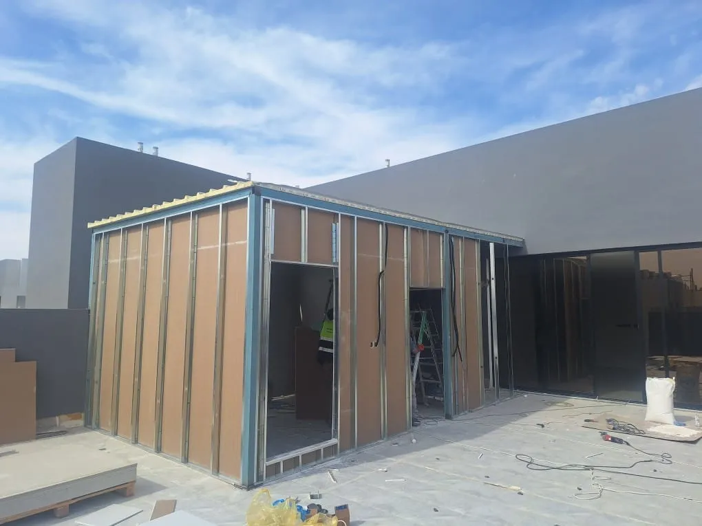 تشطيبات ملحقات متعددة الاستخدامات في جده