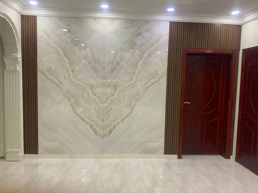 معلم محترف في ديكورات بديل الرخام بجدة وجميع مناطق جدة