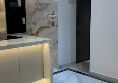 معلم دهانات داخلية ماهر وموثوق في جدة