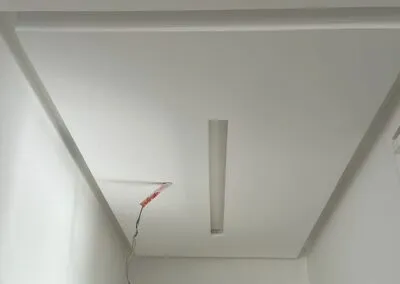 معلم دهانات داخلية ماهر وموثوق في جدة