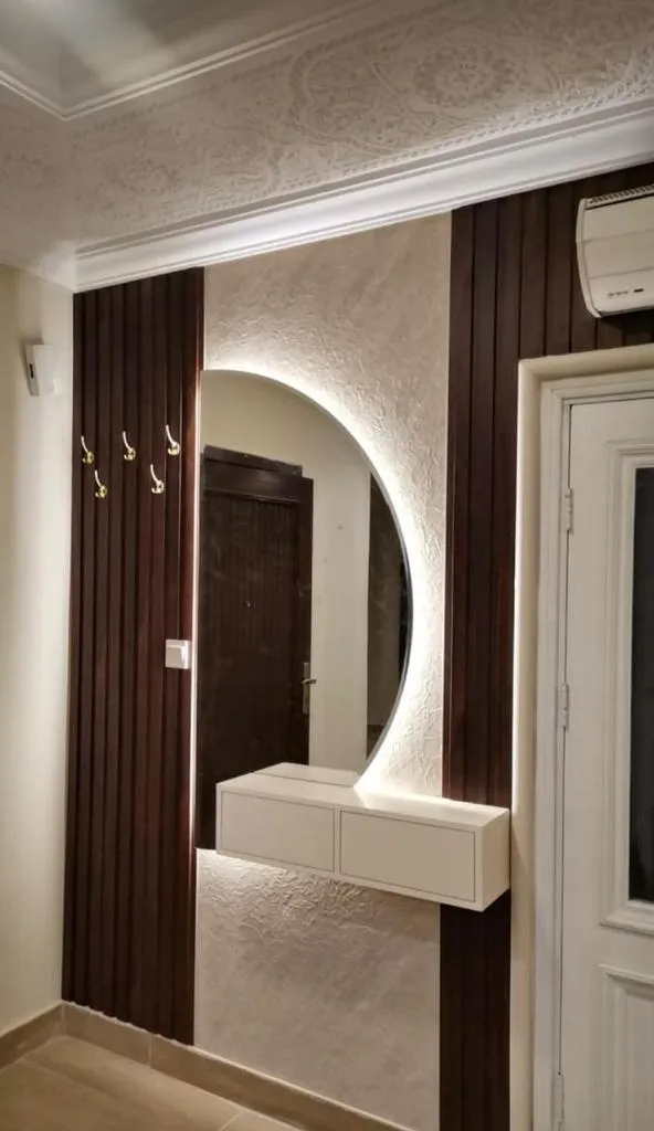 معلم تركيب ديكورات مرايا في حي الصفا بجدة