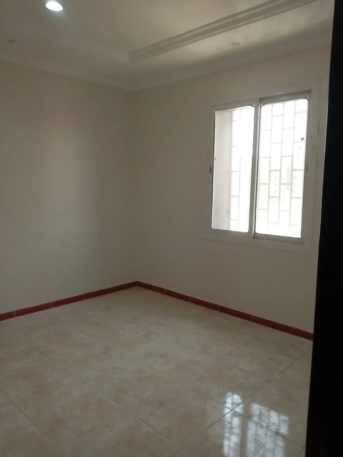 معلم دهانات مضمون حي النسيم بجدة