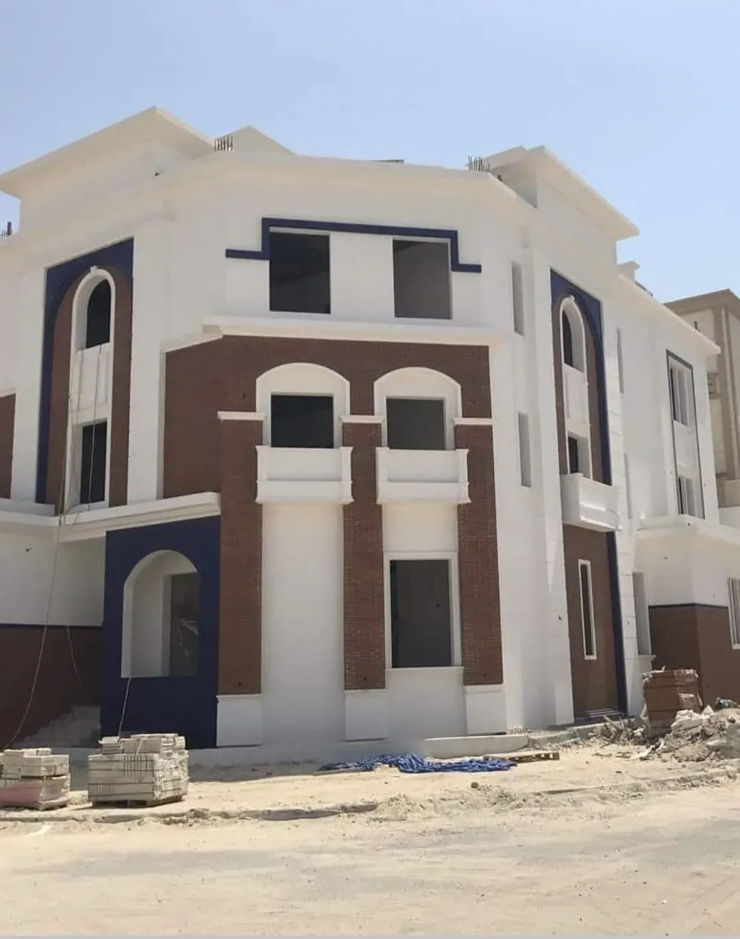 معلم تجديد واجهات فلل  بجدة حي الخمرة