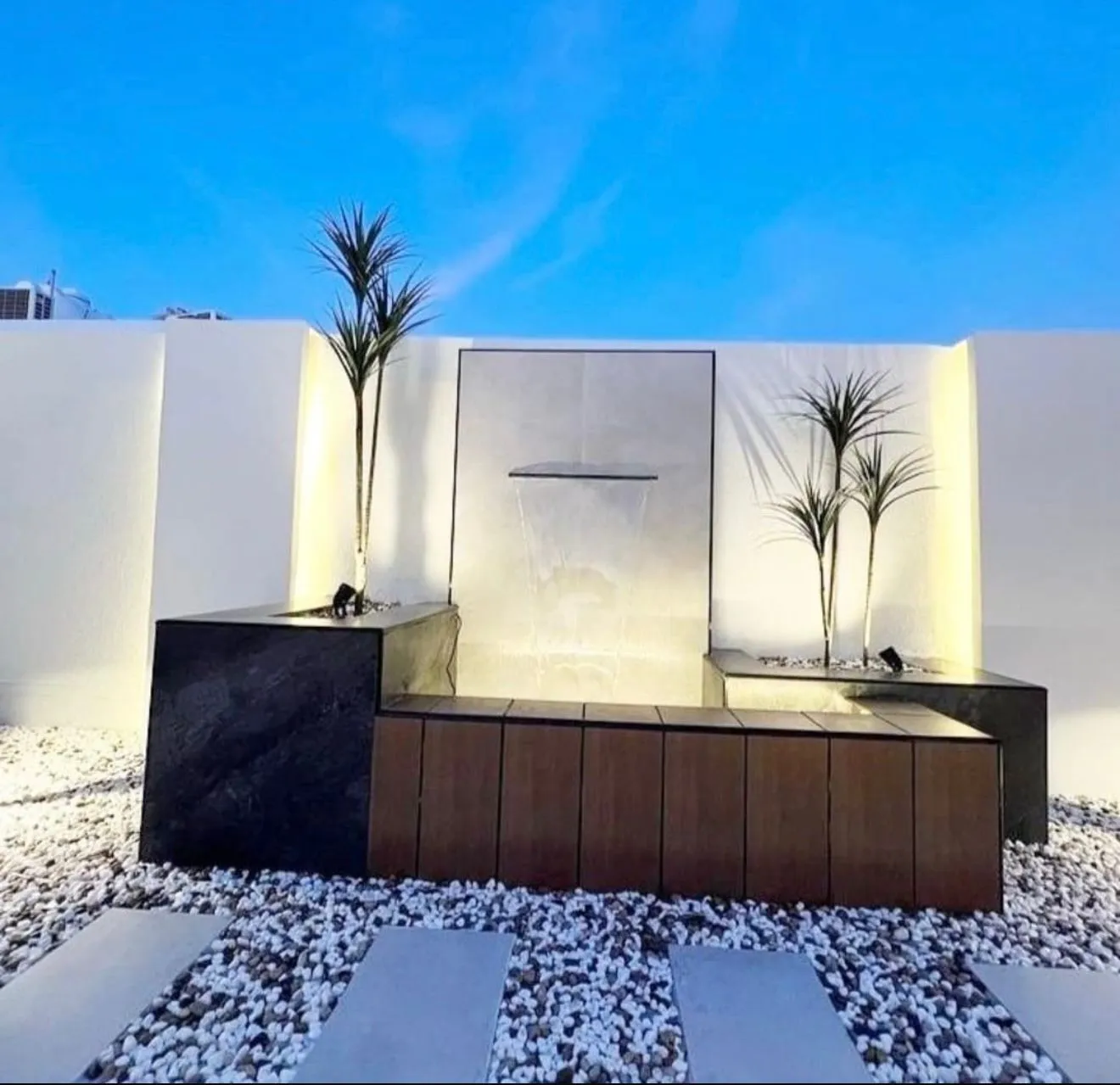 تصميم شلالات حديثه لمنازل وفلل جدة 