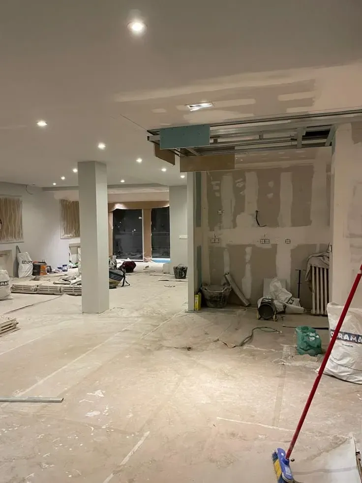 خدمات الدهان والترميمات وتشطيب في حي المودةبجدة 