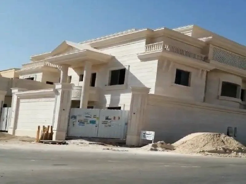 مقاول ترميم المتخصص بالمباني والفلل والمنازل والفنادق 