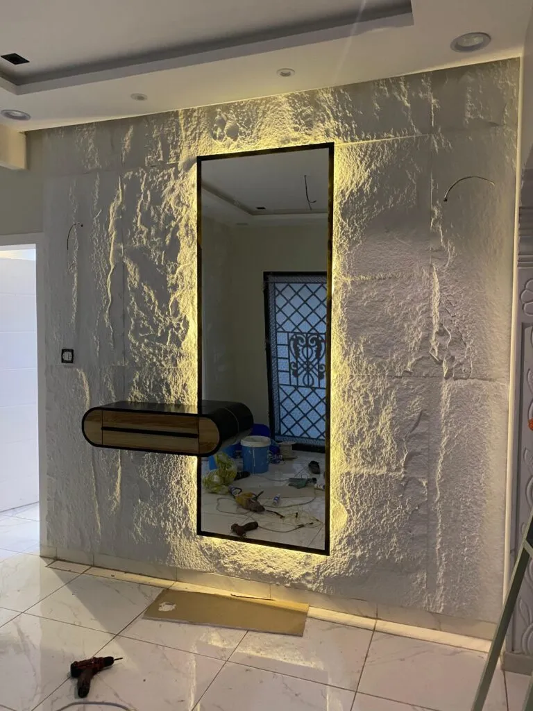 معلم دهانات وديكورات فوم وبديل الشيبورد ودواليب حي الربوة 