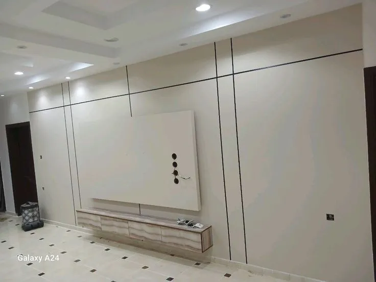 معلم دهانات وديكورات فوم وبديل الشيبورد ودواليب حي الربوة 