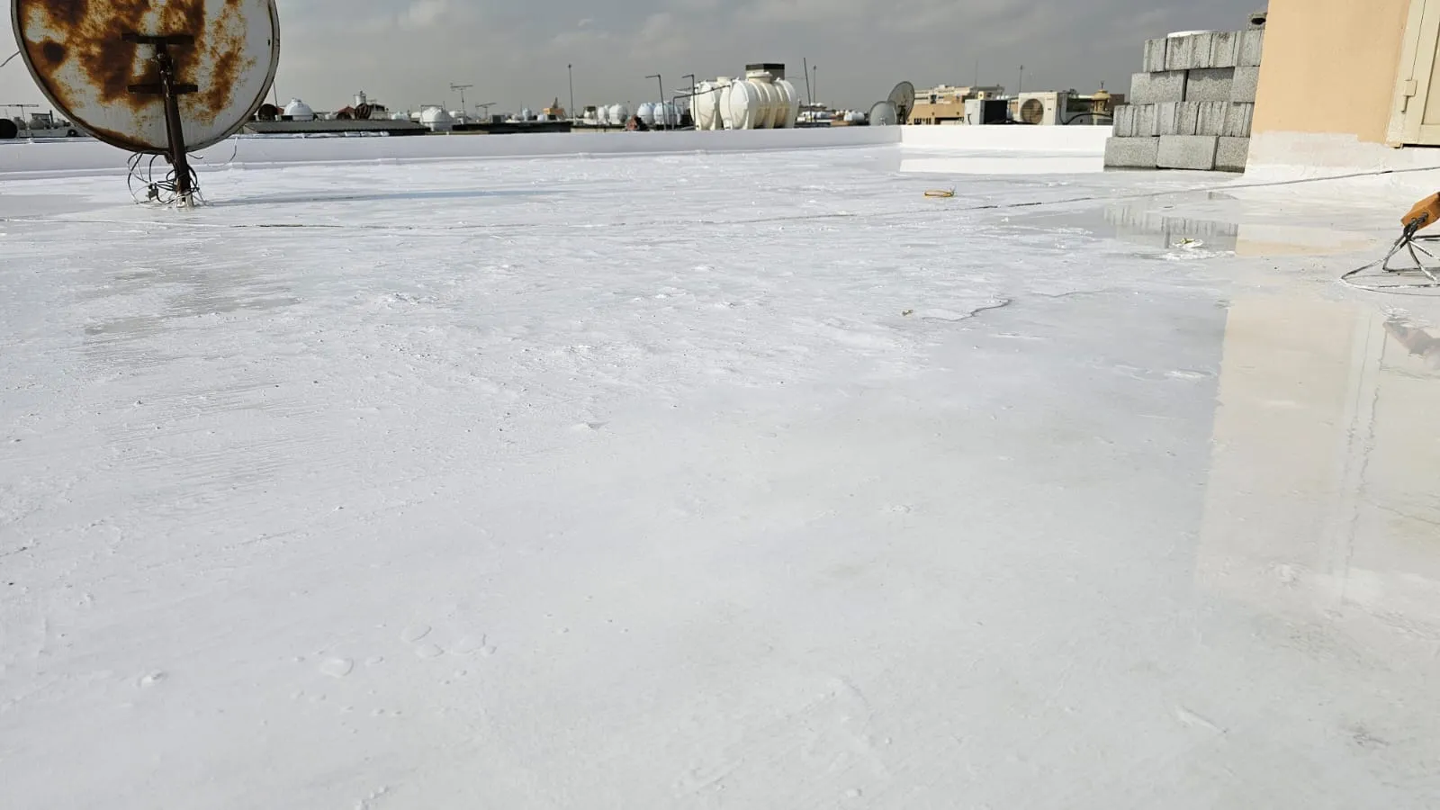 افضل معلم دهانات وعوازال جدة لأسطح المنازل