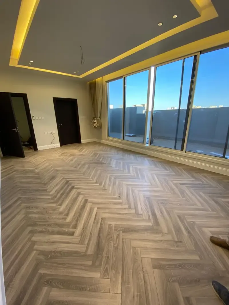 معلم تركيب باركيه في جدة 