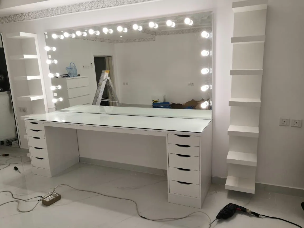 أفضل معلم ديكورات دواليب وجدران في جدة: تصاميم مودرن 2026