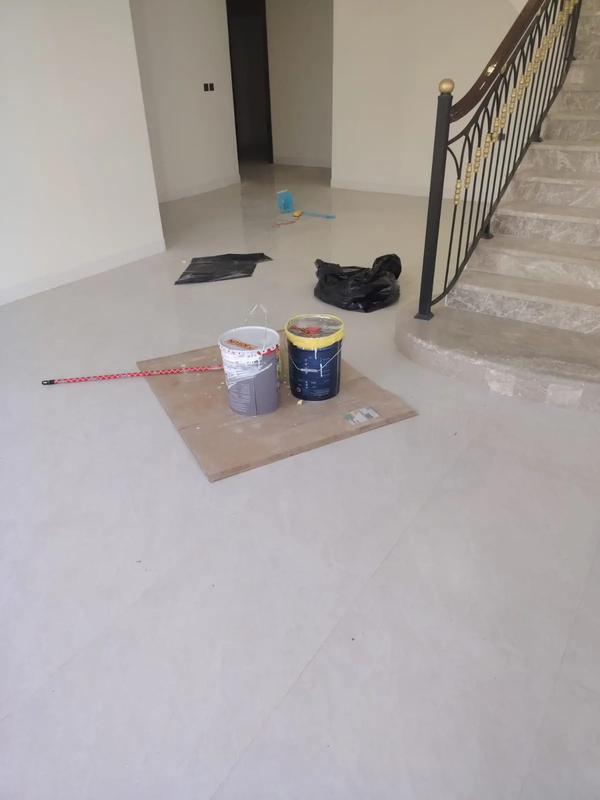 أحدث صيحات دهانات وديكورات المنازل والفل ل بجدة للفخامة 